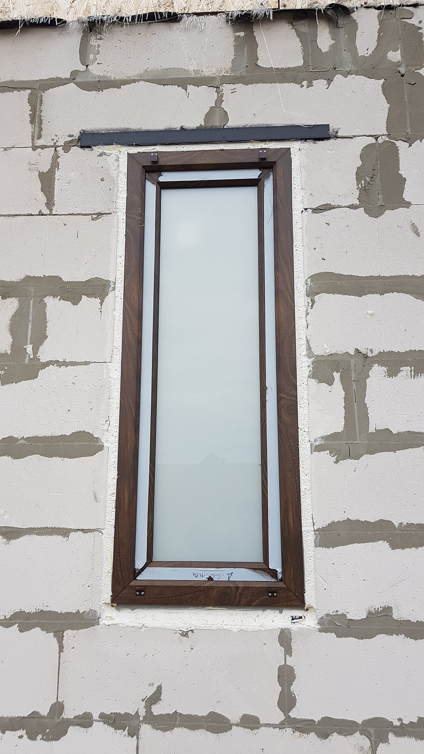 Пластиковые окна REHAU GRAZIO с ламинацией